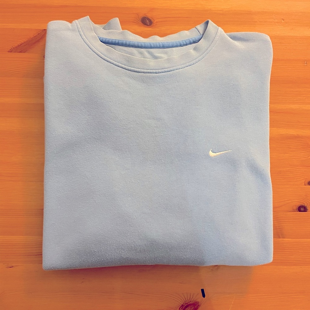 Vintage Blue Nike sweater in Pristine condition